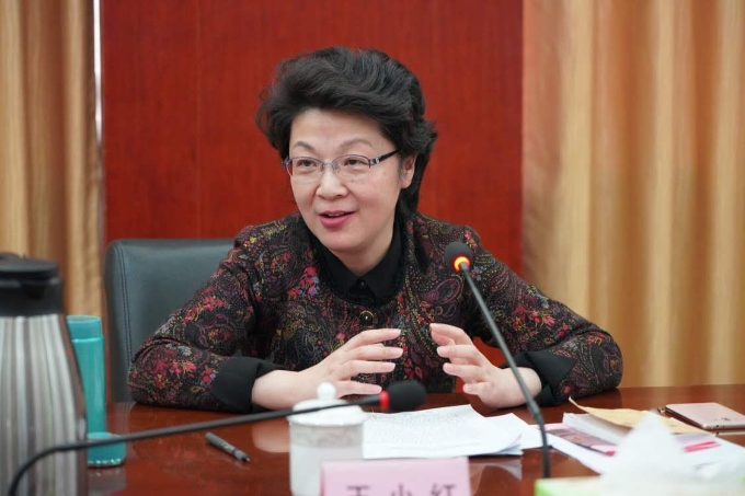 市委常委市纪委书记市监委主任王小红调研市场监督管理工作