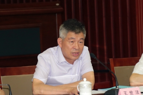 市局召开全市市场监管工作座谈会暨党风廉政建设工作会议